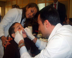 Yurt çocuklarına diş taraması