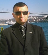 YÜZGÜL YORUMLUYOR