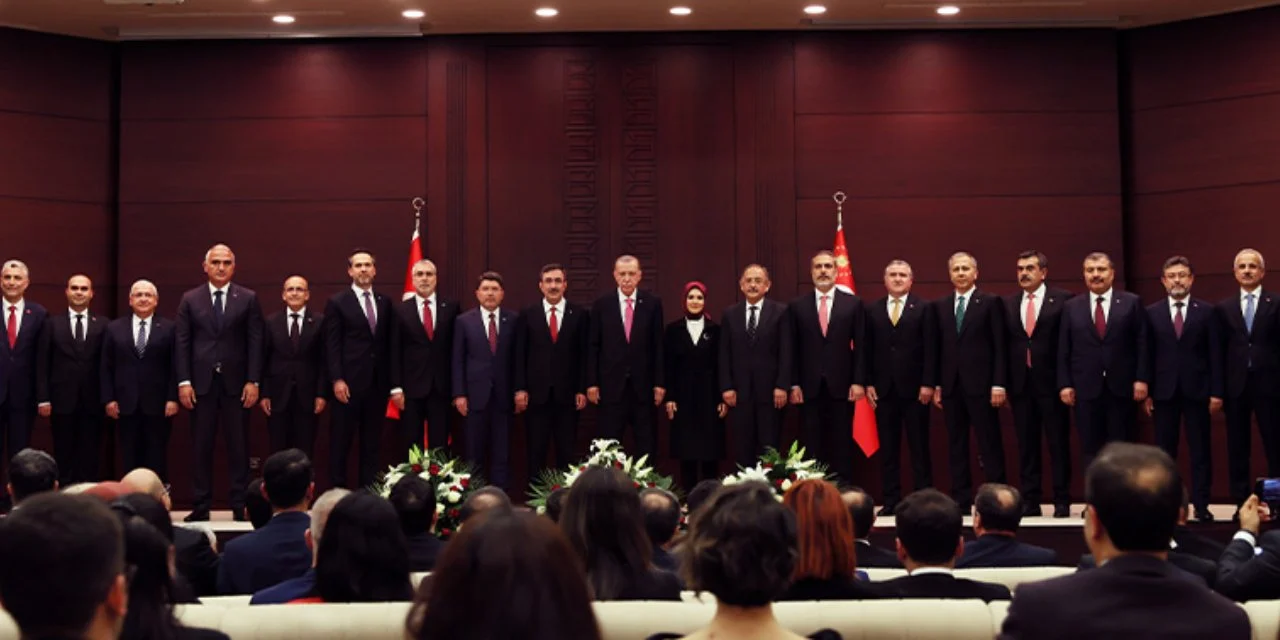 Erdoğan Yeni Kabineyi Açıkladı...
